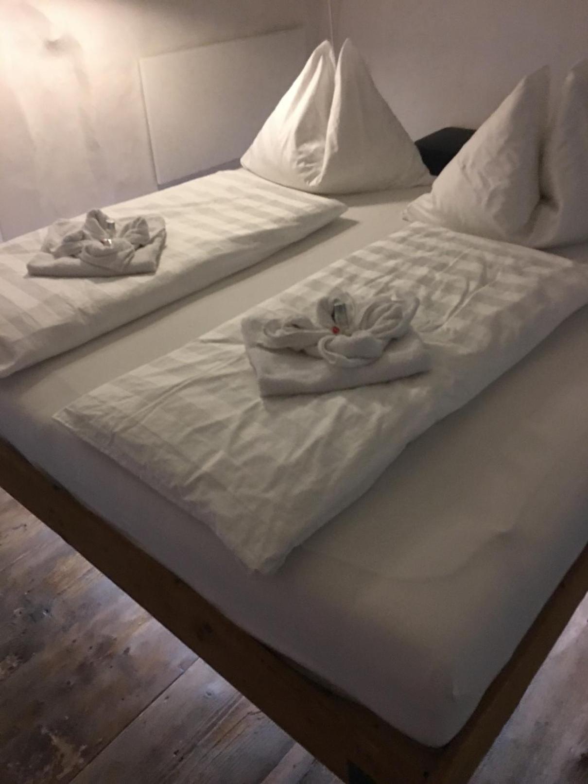 Turmhotel 恩斯 外观 照片